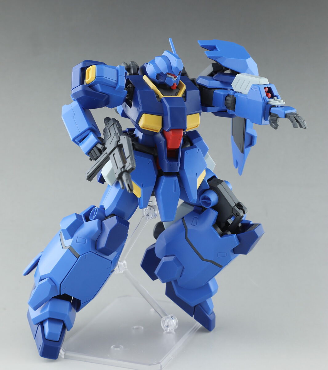 HG グスタフ・カール00型レビュー - ガンプラスタイル